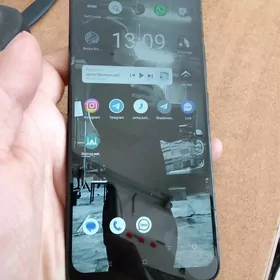 REALME C21
