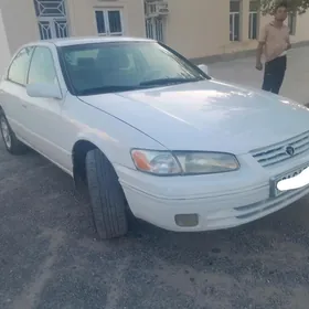 Toyota Camry 1998