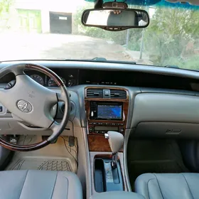 Toyota Avalon 2003