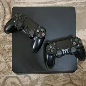 Playstation 4 slim