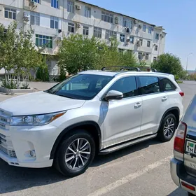 Toyota Highlander 2018