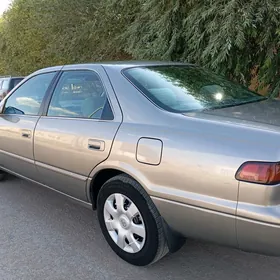 Toyota Camry 1998