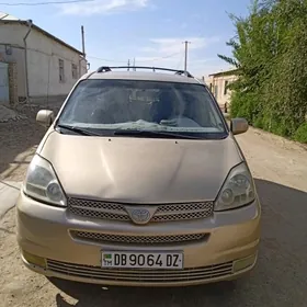 Toyota Sienna 2004