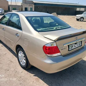 Toyota Camry 2005