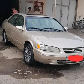 Toyota Camry 1998