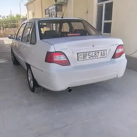 Daewoo Nexia 2011