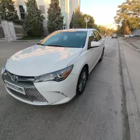 Toyota Camry 2017