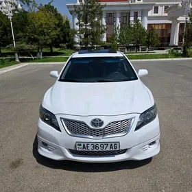 Toyota Camry 2011