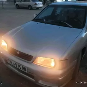 Nissan Primera 1995
