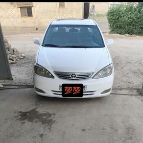 Toyota Camry 2004