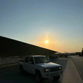 Mitsubishi L200 2001