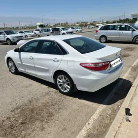 Toyota Camry 2017