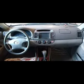 Toyota Camry 2003