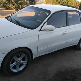 Toyota Corona 1995