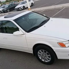 Toyota Camry 2000
