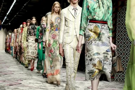 Операционная прибыль модного дома Gucci рухнула на 52%
