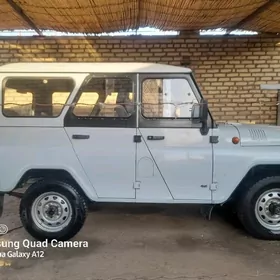 UAZ 469 2009