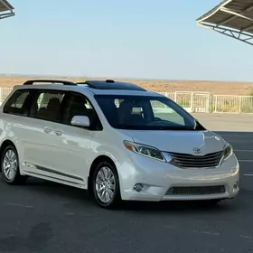 Toyota Sienna 2017