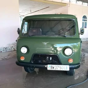UAZ Profi 1989