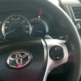 Toyota Camry 2013