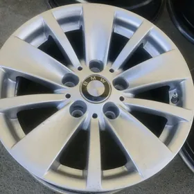 BMW diska 15