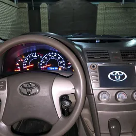 Toyota Camry 2010