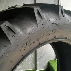 Traktor 15.5/R38 480/70R38