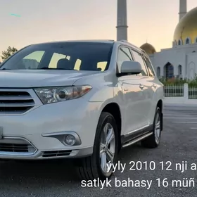 Toyota Highlander 2011