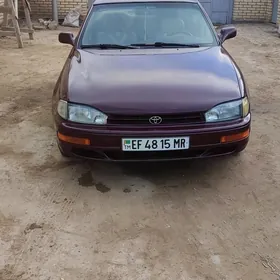 Toyota Camry 1993