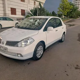 Nissan Versa 2010