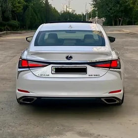 Lexus ES 350 2019