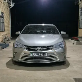 Toyota Camry 2016