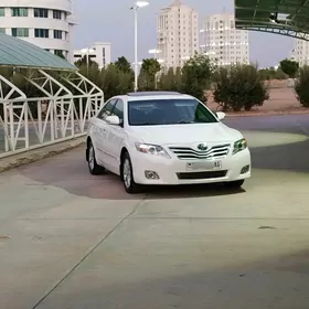 Toyota Camry 2010
