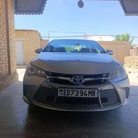 Toyota Camry 2016