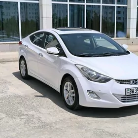 Hyundai Elantra 2013