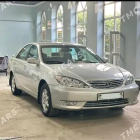 Toyota Camry 2004