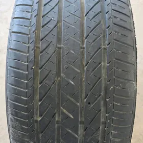 235 40 19 Bridgestone. 1ştuk
