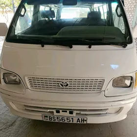 Toyota Hiace 2001