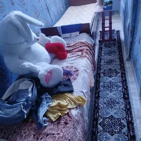 кровати