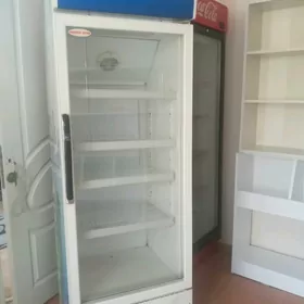 витрина холодильник