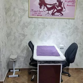 Aya salon