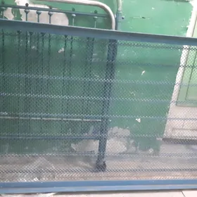 КРОВАТЬ