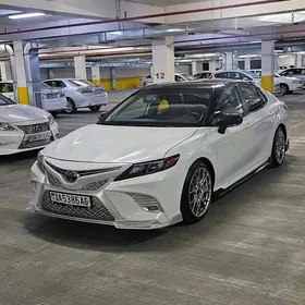 Toyota Camry 2023