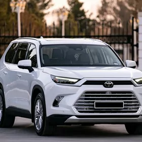 Toyota Grand Highlander 2023