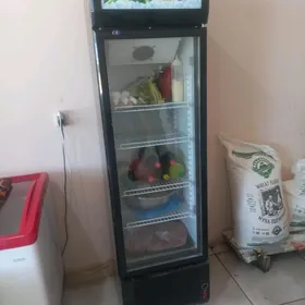 sroçnu vitrina holodelnik satl