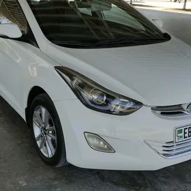 Hyundai Elantra 2011