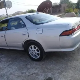 Toyota Mark II 1995