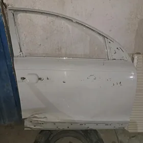 Audi Q7 gapy двер