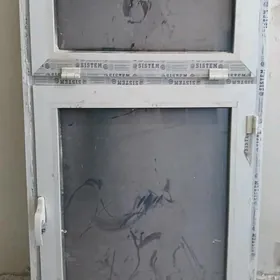 окно