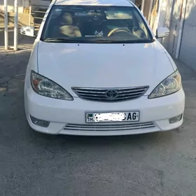 Toyota Camry 2005